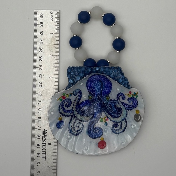 Handmade Holiday Octopus/Hand painted Real Scallop Shell/ Coastal Christmas - Picture 3 of 7